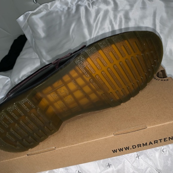 BRAND NEW doc martens Adrian tassel cherry red - Picture 4 of 5